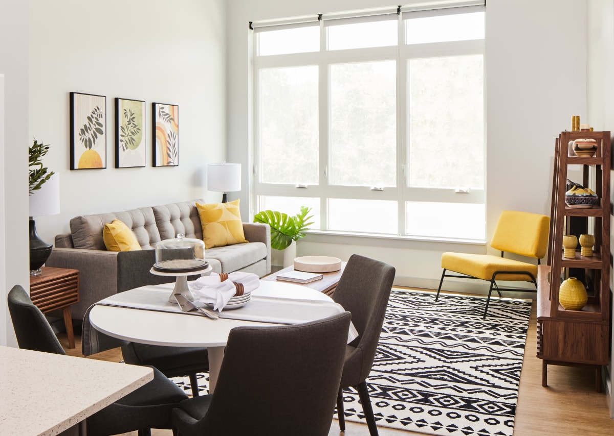 Studio, 1 & 2 Bedroom Apartments in Kittery, ME Seacoast Residences